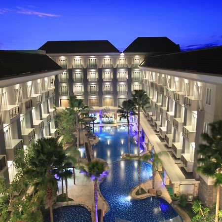 สวิส เบลโฮเต็ล ดานุม ปาลังกา รายา Hotel ปาลังการายา ภายนอก รูปภาพ