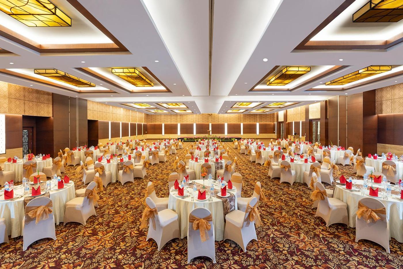 สวิส เบลโฮเต็ล ดานุม ปาลังกา รายา Hotel ปาลังการายา ภายนอก รูปภาพ