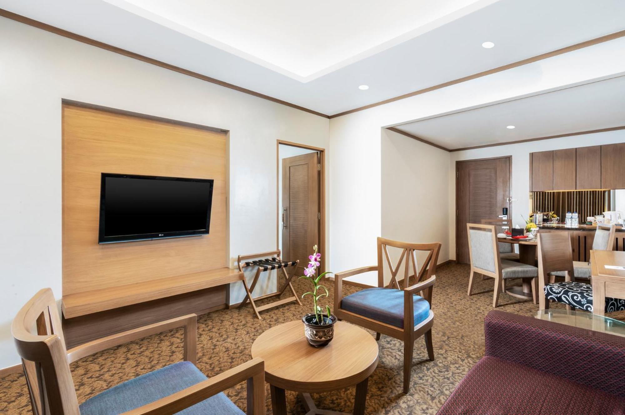 สวิส เบลโฮเต็ล ดานุม ปาลังกา รายา Hotel ปาลังการายา ภายนอก รูปภาพ