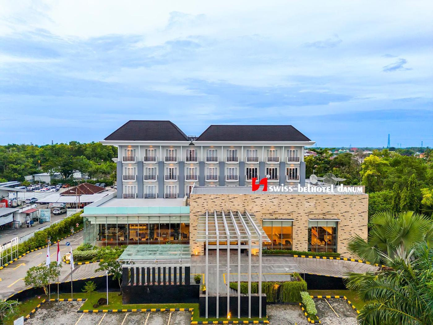 สวิส เบลโฮเต็ล ดานุม ปาลังกา รายา Hotel ปาลังการายา ภายนอก รูปภาพ