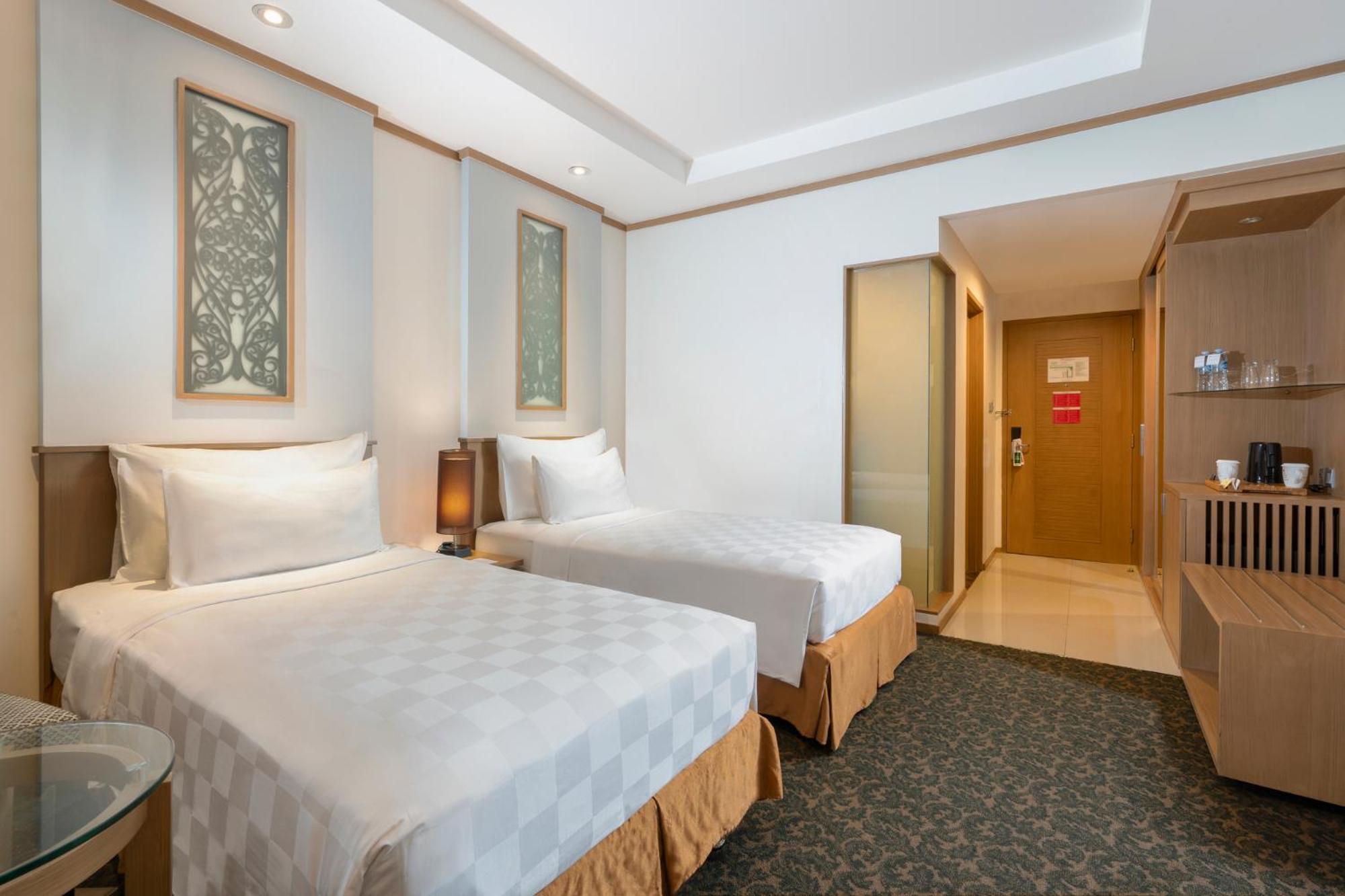 สวิส เบลโฮเต็ล ดานุม ปาลังกา รายา Hotel ปาลังการายา ภายนอก รูปภาพ